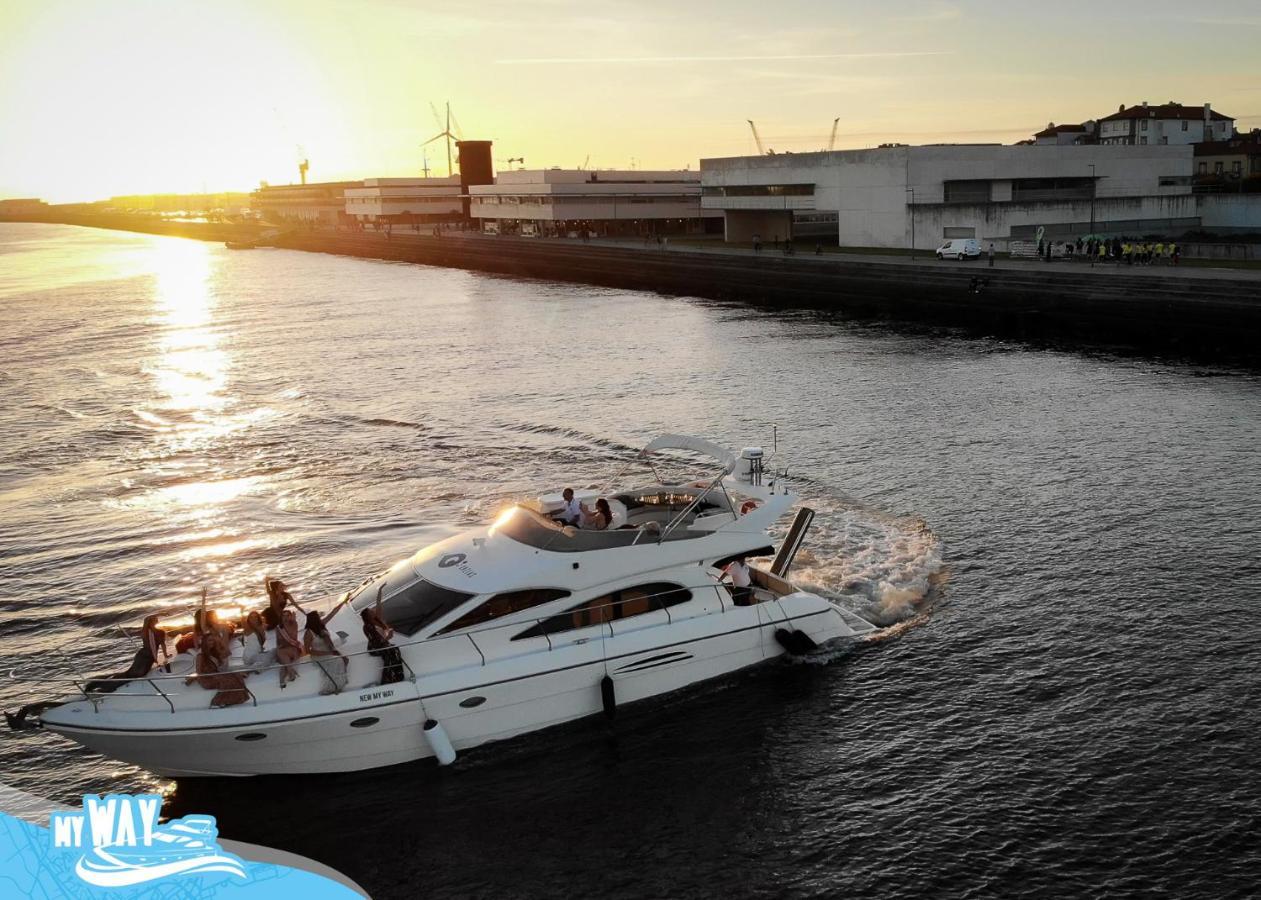Barco No Coracao Da Cidade - Iate De 5 Estrelas Виана-ду-Каштелу Экстерьер фото